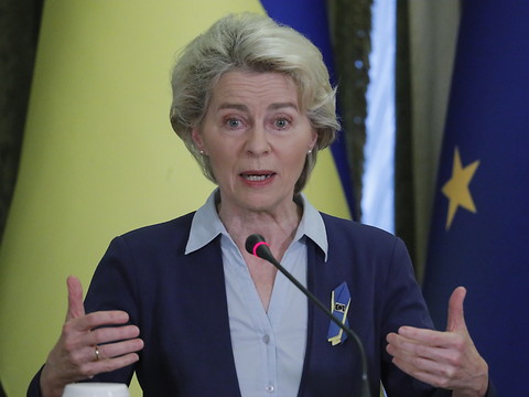 La Commission européenne favorable à un statut de candidat à l'UE