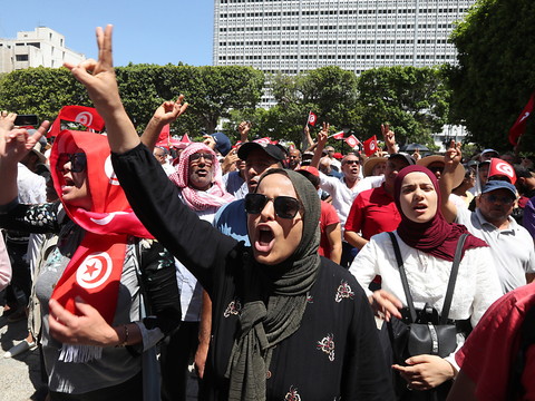 Manifestation à Tunis contre le projet de nouvelle Constitution