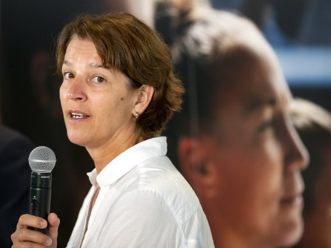 Egalité des primes pour les femmes