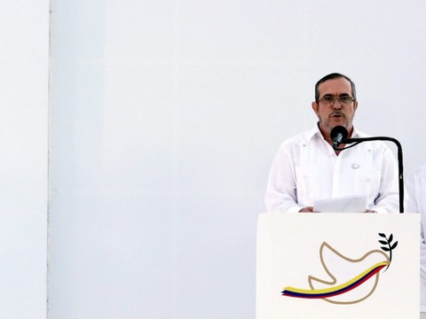 Enlèvements: l'ex-chef des FARC reconnaît sa responsabilité