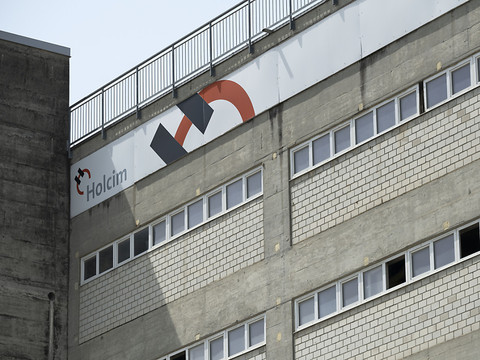 Holcim veut reprendre des activités de SES Foam