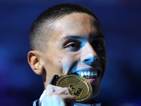 Popovici signe un rare doublé 100/200 m libre