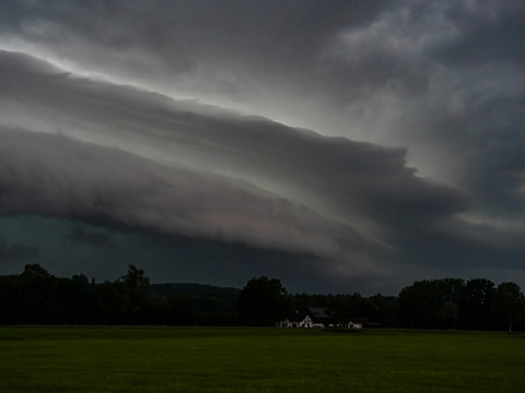 Plus de 20 mm de pluie en 10 minutes à Fahy (JU), un record
