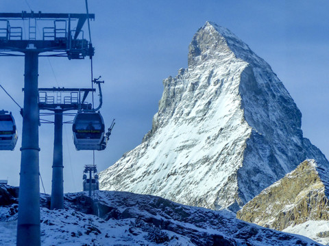 Le tourisme en Suisse toujours pénalisé par la pandémie en 2021