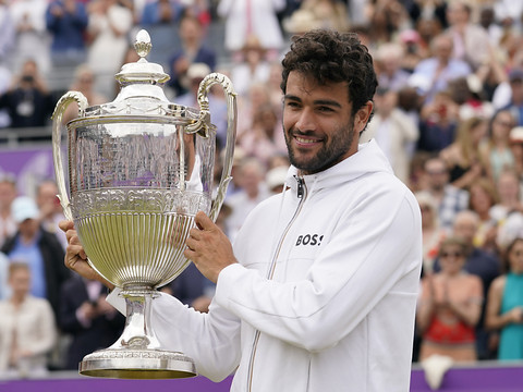 Positif au Covid, Berrettini se retire