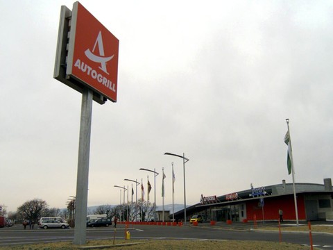 Dufry et Autogrill confirment discuter d'un rapprochement