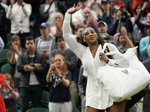 Serena Williams battue pour son retour en simple sur le circuit