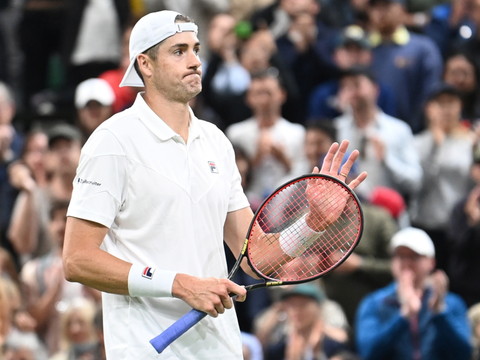 Isner frustre Murray au 2e tour