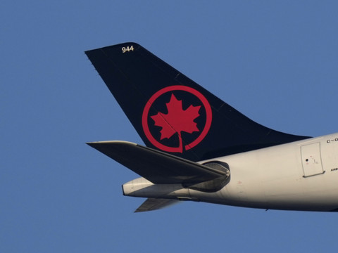 Air Canada prévoit d'importantes annulations de vols cet été
