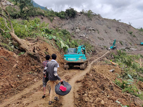Glissement de terrain: 25 morts, 40 disparus