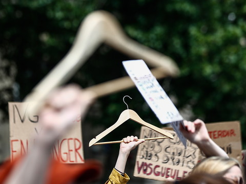 Mobilisation en France pour défendre le droit à l'IVG