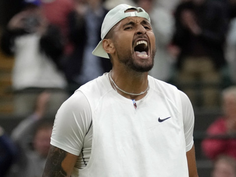 Kyrgios se hisse en 8es de finale