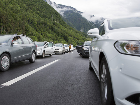 Gros bouchon sur l'A9 entre Aigle et Montreux