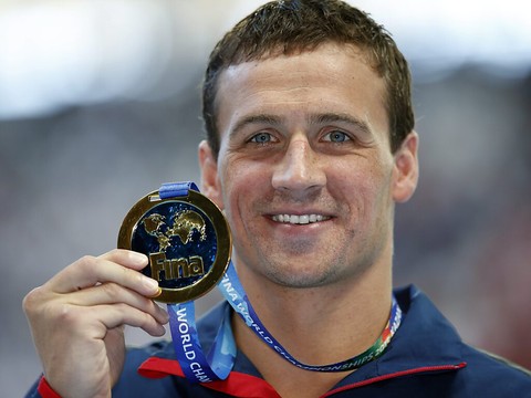 Ryan Lochte fait don de ses médailles