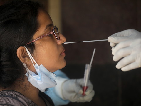 L’OFSP annonce 46'025 nouveaux cas de coronavirus en sept jours