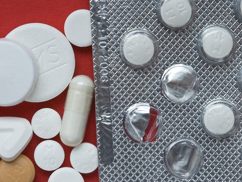 Trois sociétés s'associent pour trouver de nouveaux antibiotiques