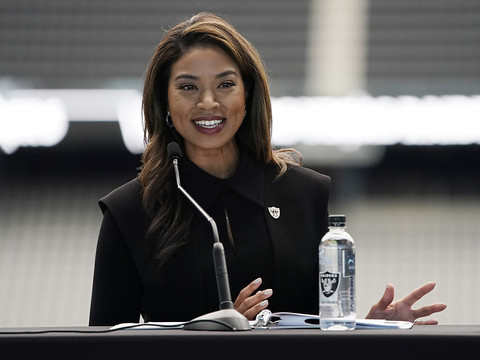 Sandra Douglass Morgan première patronne noire d'une franchise