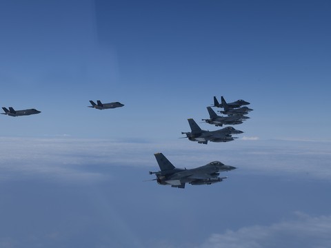 Conflit entre le Contrôle des finances et armasuisse sur les F-35A