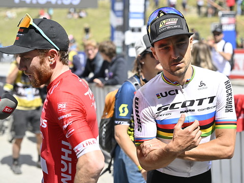 Flückiger et Schurter se gênent et manquent le coche