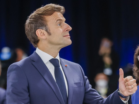 Uber: les oppositions veulent des explications de Macron