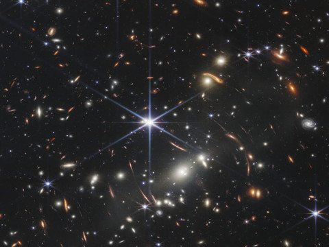Le télescope James Webb dévoile le tout jeune Univers