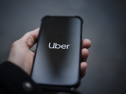 Les syndicats des chauffeurs Uber mettent la pression sur l'Etat