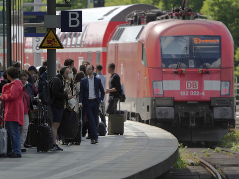 Allemagne: l'inflation confirmée en repli à 7,6% en juin