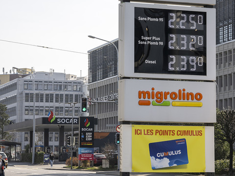 Les prix à la production et l'importation poursuivent leur envolée