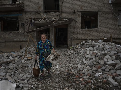 20 morts dans des frappes russes dans le centre