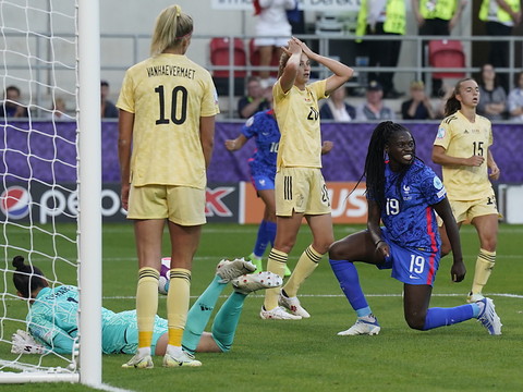Euro dames: la France bat la Belgique