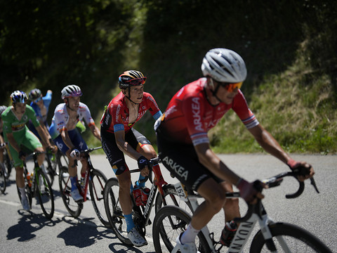 Positif au Covid-19, Barguil quitte la course