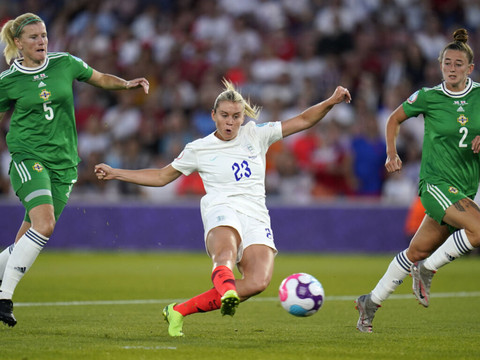Euro dames: l'Angleterre sans problème, l'Autriche qualifiée