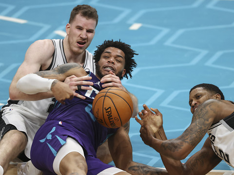 Miles Bridges mis en examen pour violences conjugales