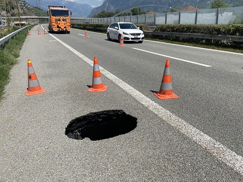 La cavité constatée sur l'A9 plus large que le trou visible