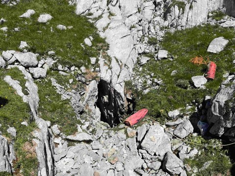 Deux jours et deux nuits pour sauver un spéléologue blessé