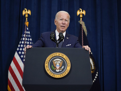 Biden testé positif au Covid-19 jeudi, 
