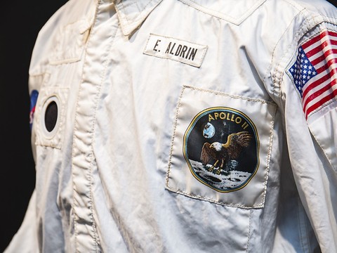 La veste Apollo 11 de Buzz Aldrin a été vendue 2,7 millions