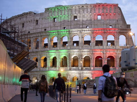 Italie: le moral des consommateurs au plus bas depuis mai 2020