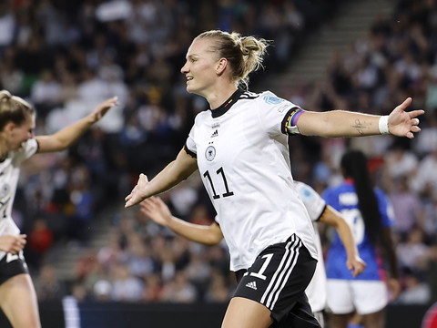 Alexandra Popp brise le rêve des Françaises