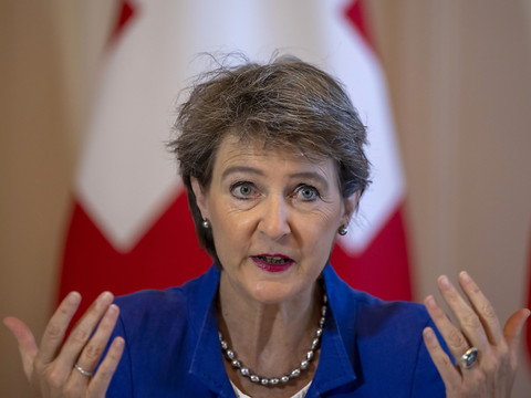 Economie de gaz: pour Sommaruga, la Suisse doit s'aligner sur l'UE