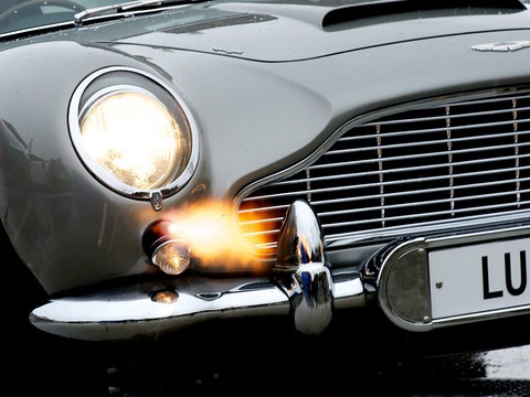 Aston Martin creuse ses pertes, percuté par les coûts