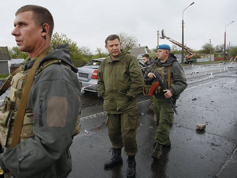 Moscou et Kiev s'accusent du bombardement d'un camp de prisonniers