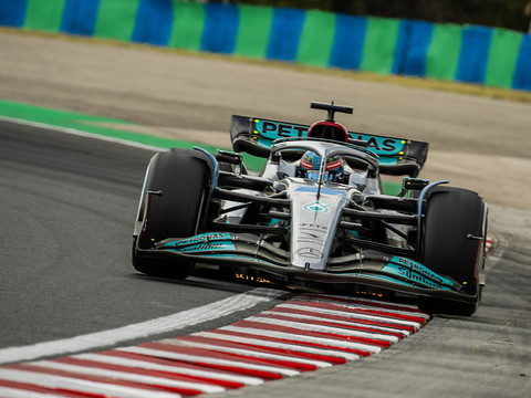 GP de Hongrie: Russell décroche la pole devant les Ferrari