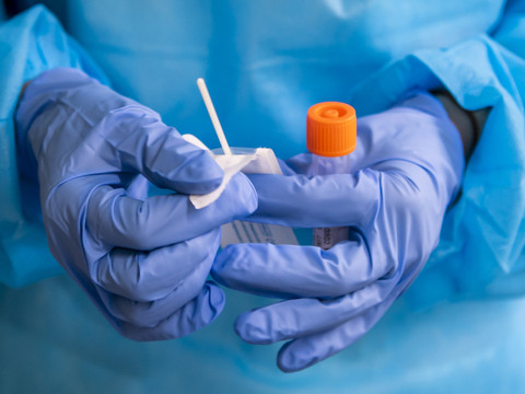 L’OFSP annonce 23'348 nouveaux cas de coronavirus en sept jours