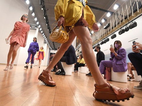 La famille Della Valle lance une OPA sur Tod's
