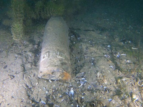 Obus de lance-mines repêché dans le lac à Zurich