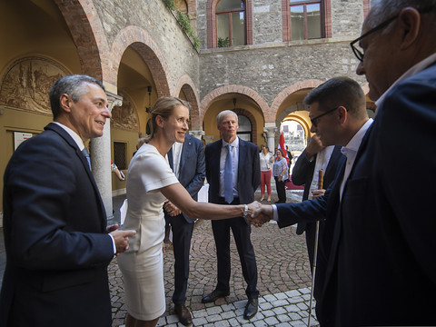 La Suisse et l'Estonie poussent leur coopération dans le numérique