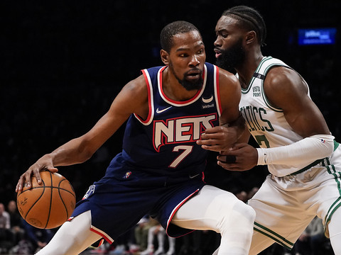 Kevin Durant n'a pas confiance en Steve Nash