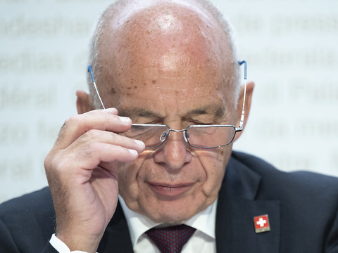 Impôt anticipé: Ueli Maurer défend une 