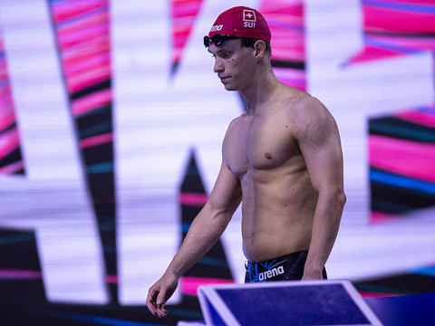 100 m dos: Mityukov encore chocolat